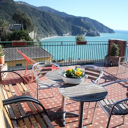Affittacamere La Torre * Corniglia