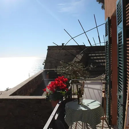 Guest house Affittacamere La Torre *