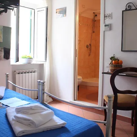Affittacamere La Torre Guest house *